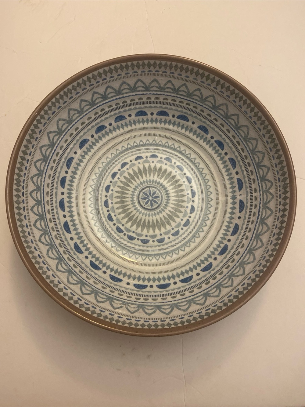 Crate & Barrel Melamine Serving Bowl X-Large Round 12” Tan & Blue Geo Pattern